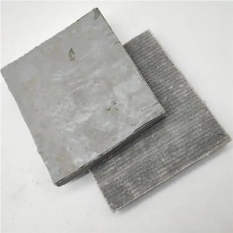 Couverture en béton de protection du canal